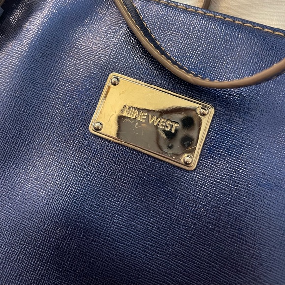 Nine West Purse - Picture 3 of 8